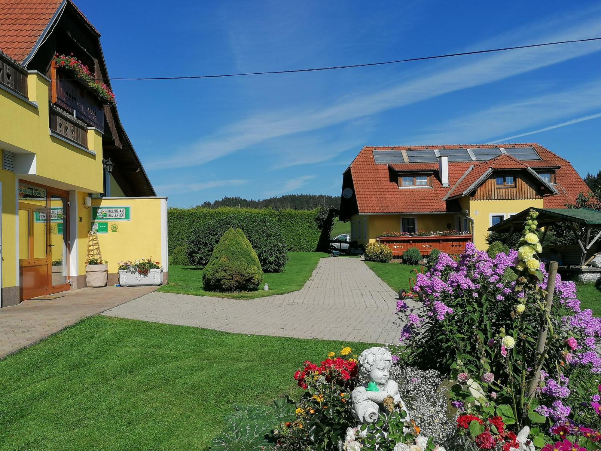 Hotel Gasthof Seeblick Zeutschach Экстерьер фото